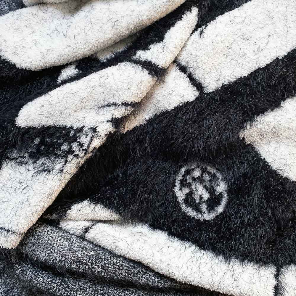 Dream | Jumper Maybach – White Winds